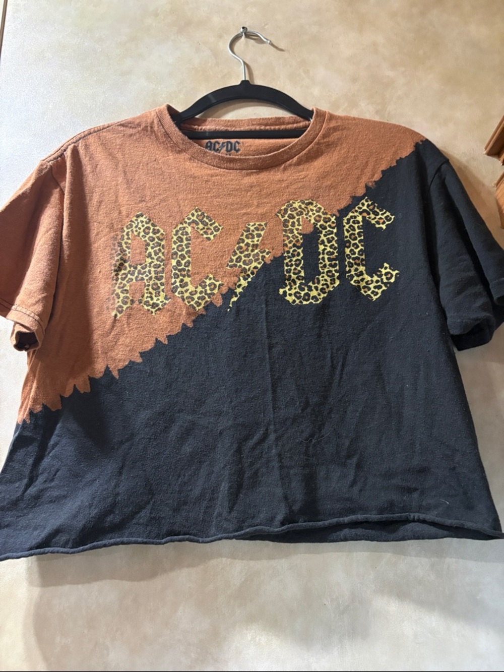 AC/DC Leopard Logo Split-Tone Crop Tee in Rust and Black